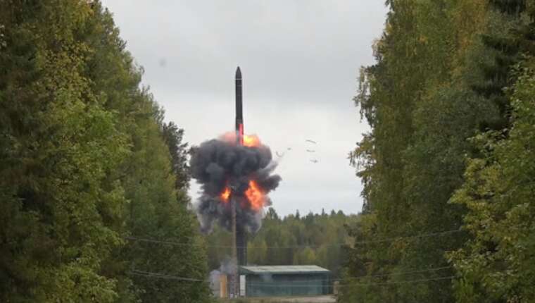 Defense Express: Північна Корея, ймовірно, могла скопіювати ракету Hwasong-19 з російського "ярса"