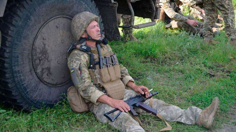 ЗСУ виснажені, бригадам необхідна ротація, однак її немає, - Юліан Рьопке