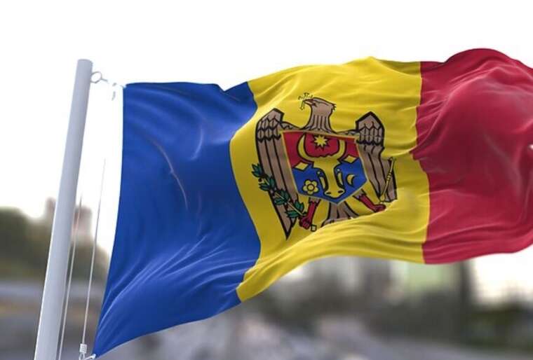 СМИ: РФ оплатила гражданам Молдовы перелет для участия в выборах