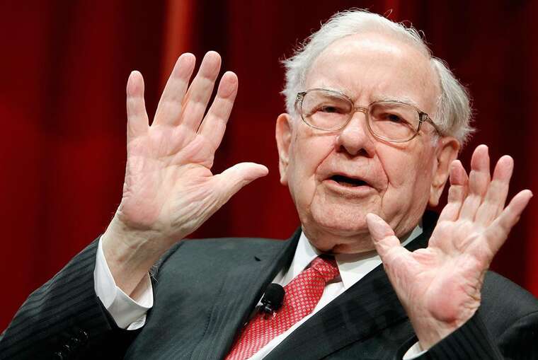 Мільярдер Воррен Баффет продає акції напередодні виборів у США