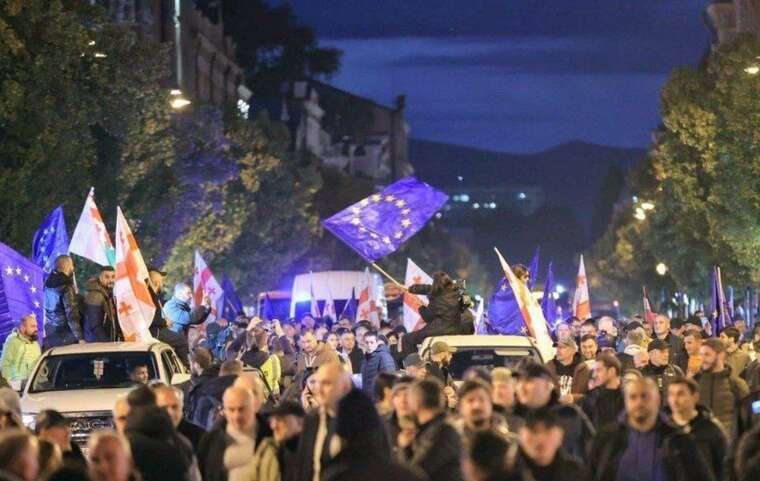 В Тбилиси проходит протест против итогов парламентских выборов в Грузии