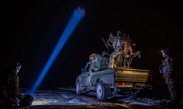 В Киеве звучат взрывы: силы ПВО сбивают вражеские БПЛА