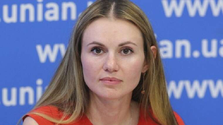 Лікарів і медсестер масово переводять у бойові підрозділи, - нардеп Ганна Скороход