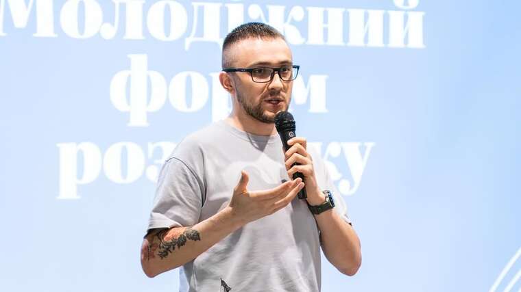 Украинский блогер Стерненко попал в "розыск" в одесском ТЦК