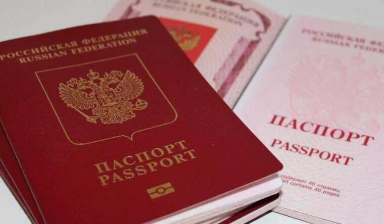 Жителі "ДНР" без паспорта РФ тепер не зможуть виїхати з окупації