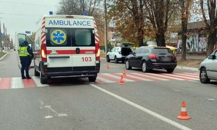 На Полтавщині "швидка" наїхала на 13-річного хлопця на самокаті