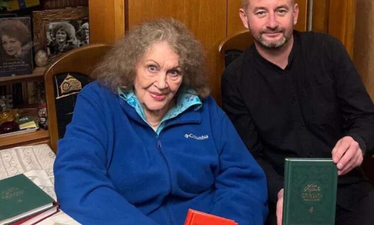 Сергій Жадан продемонстрував, як нині виглядає 94-річна поетеса Ліна Костенко