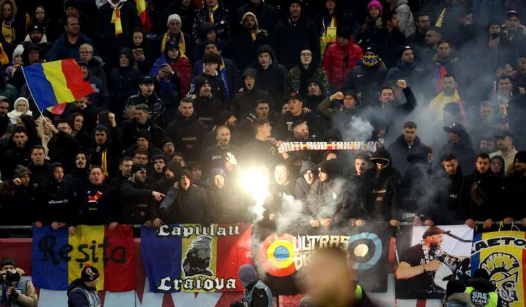 Матч Лиги наций между Румынией и Косово остановили из-за провокаций румынских болельщиков