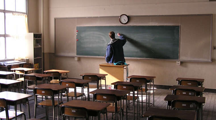 Росіяни провели "перепідготовку" вчителів з окупованого Енергодару і сіл, - ЦНС