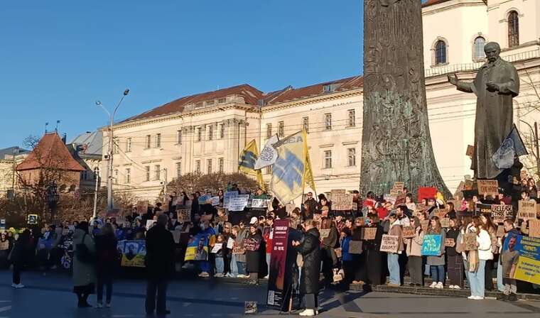 У Львові пройшла акція на підтримку військовополонених