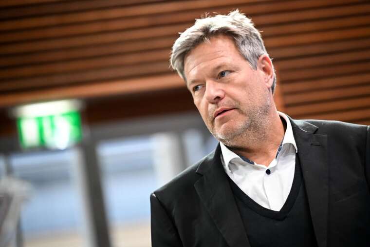 Кандидат у канцлери ФРН від "зелених" Роберт Габек готовий передати Україні ракети Taurus