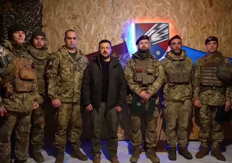 Зеленский посетил прифронтовой Покровск