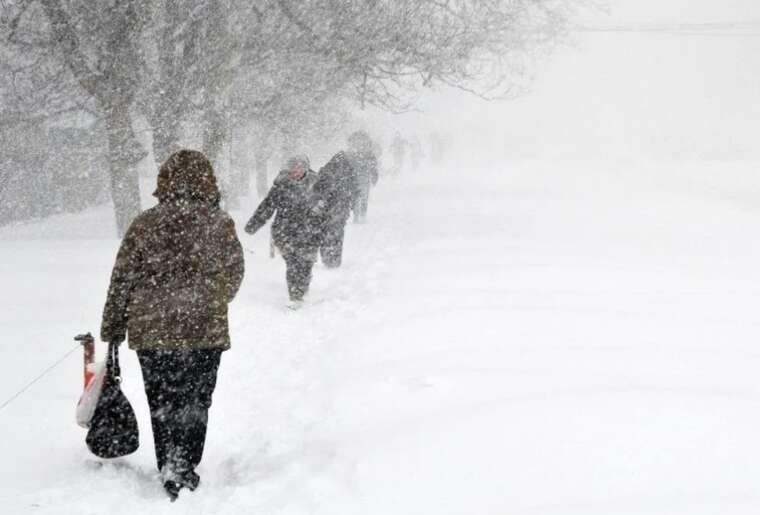 Синоптики озвучили прогноз погоди в Україні на тиждень: сніг, хуртовина та ожеледиця
