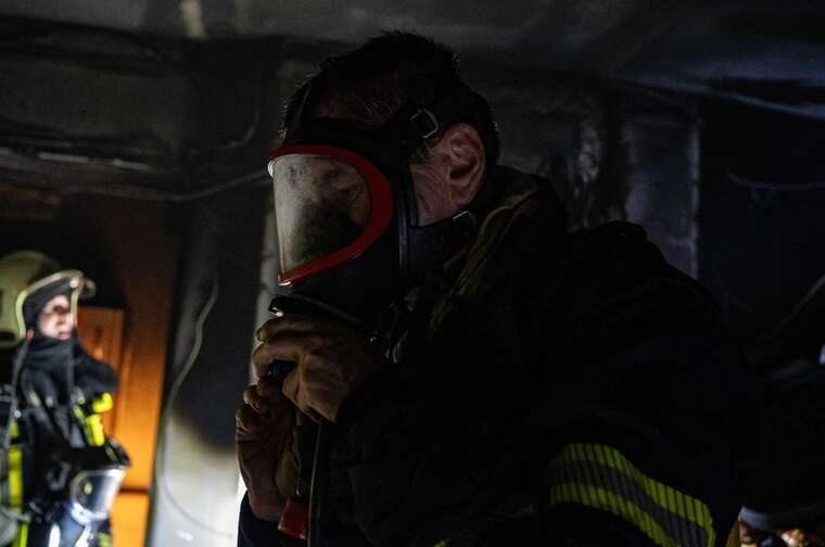 У багатоповерхівці в Києві виникла пожежа: є загиблий