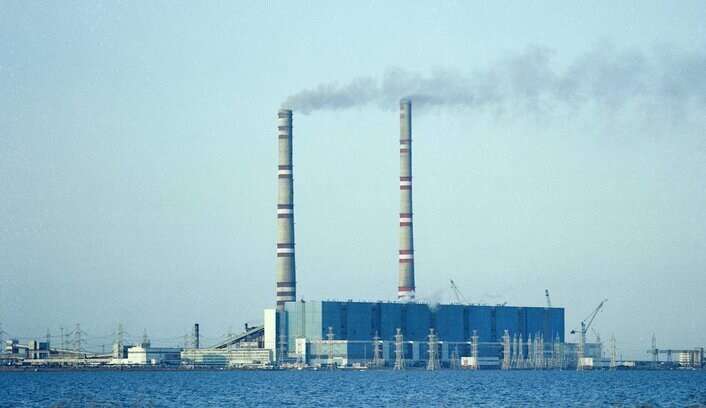 Окупанти завдали ударів по Курахівській ТЕС