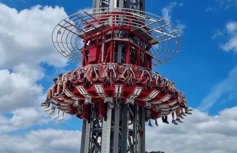 В Одесі відвідувачі застрягли на атракціоні