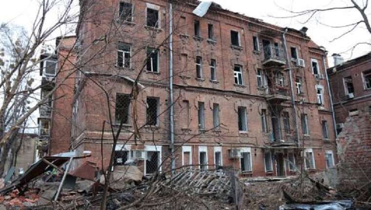 Обстріл центру Харкова: в ОВА показали наслідки російського ракетного удару