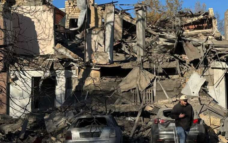 Загарбники  атакували Одесу балістикою: пошкоджено житлові будинки, є поранені