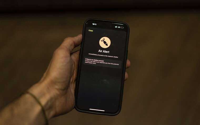 У столиці України та в деяких регіонах оголошено повітряну тривогу