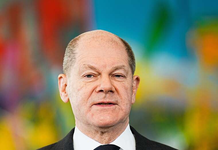 Олаф Шольц розповів, чому Німеччина не поспішає передавати Україні далекобійні ракети