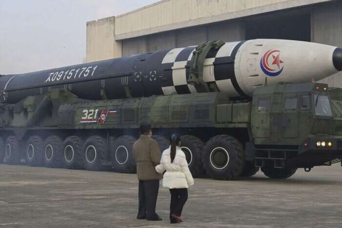 Reuters: Північна Корея нарощує виробництво ракет, якими Росія обстрілює Україну