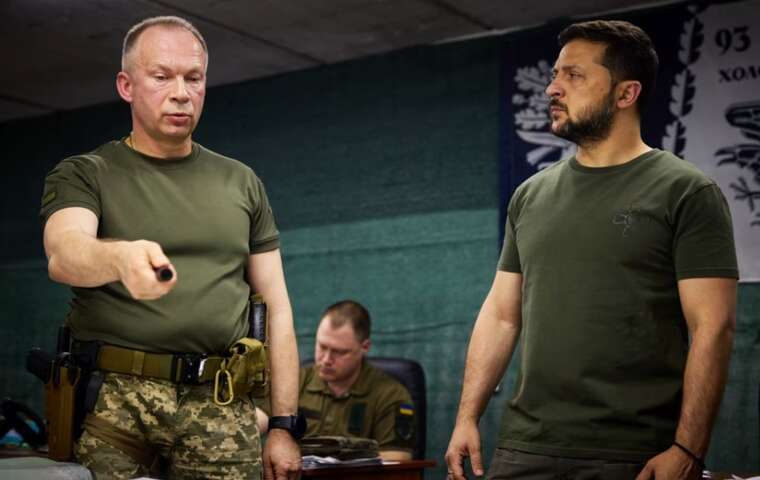 Сирський проінформував Зеленського щодо ситуації на передовій