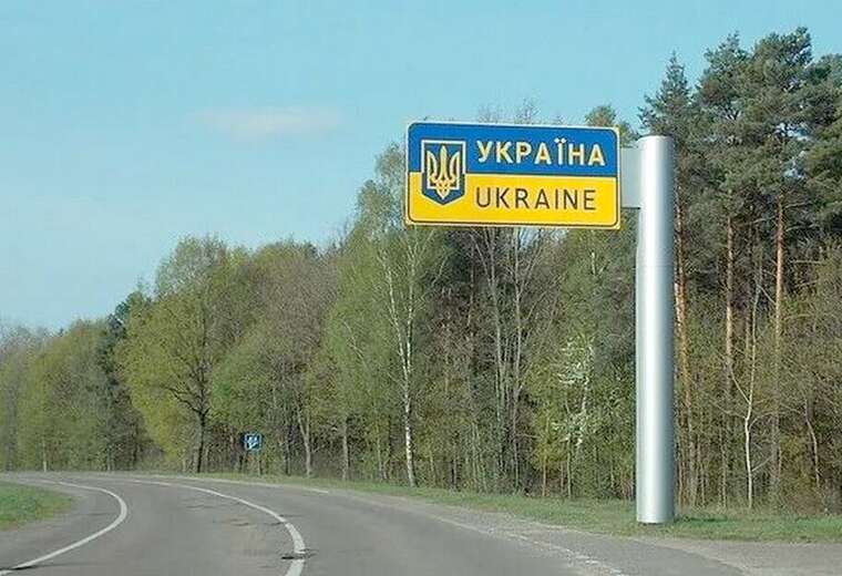 Українка "купила" дитину, щоб вивезти чоловіка з України