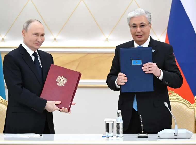 Путин и Токаев договорились развивать русский язык в Казахстане