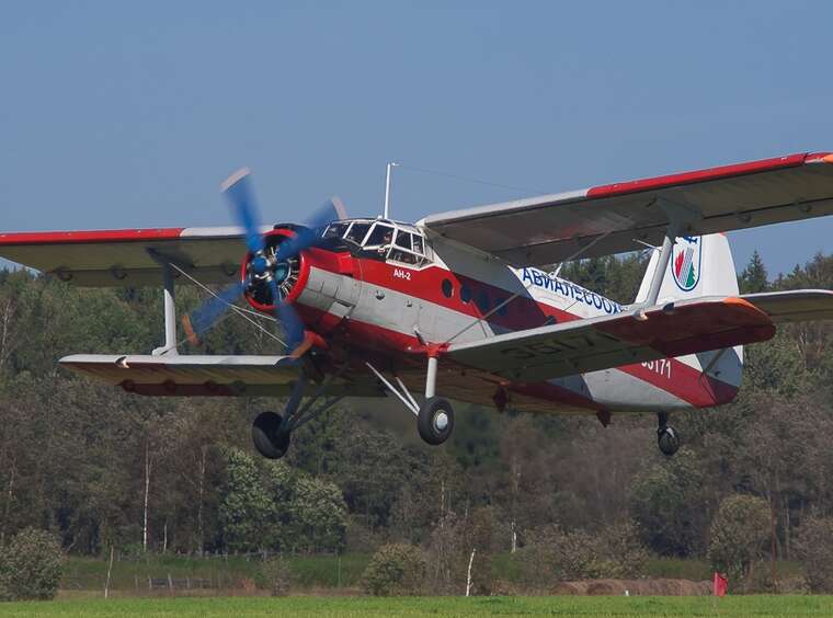 У російському Башкортостані обстріляли літак Ан-2