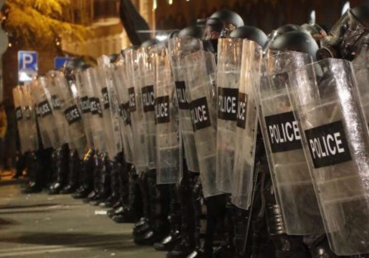 Саломе Зурабішвілі долучилася до акції протесту поблизу парламенту Грузії