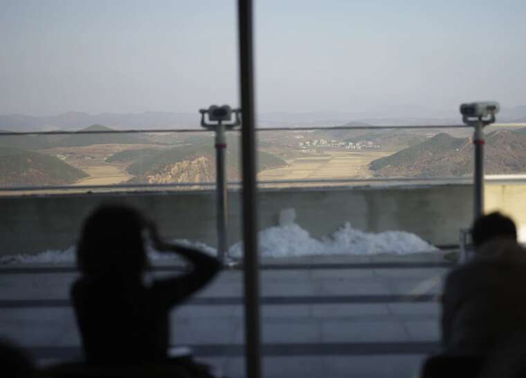 AP:  ϳ    Starbucks    