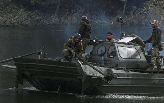 NRC: Russians in the occupied Kherson region are massively seizing boats from civilians