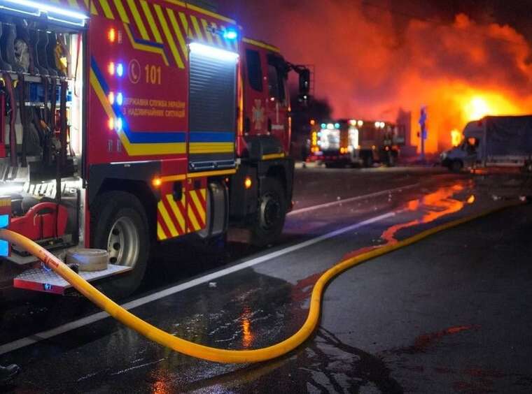 Удар окупантів по Запоріжжю: ідентифікація жертв триває, серед загиблих двоє дітей