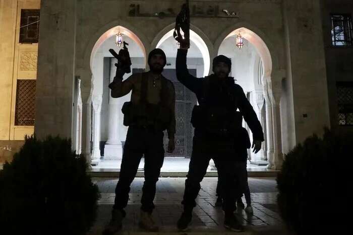 Сирійські повстанці намагаються оточити столицю Дамаск, - CNN