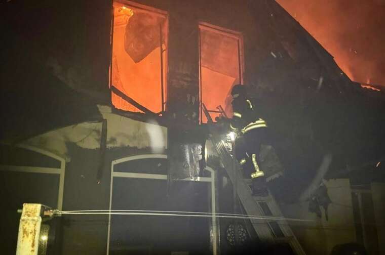 На Херсонщині загарбники скинули вибухівку з дрона: постраждав чоловік