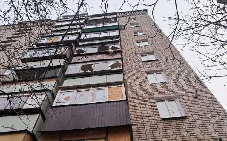 Упродовж дня ЗС РФ завдавали ударів по Дніпропетровщині: пошкоджені будинки, газогін, заправка