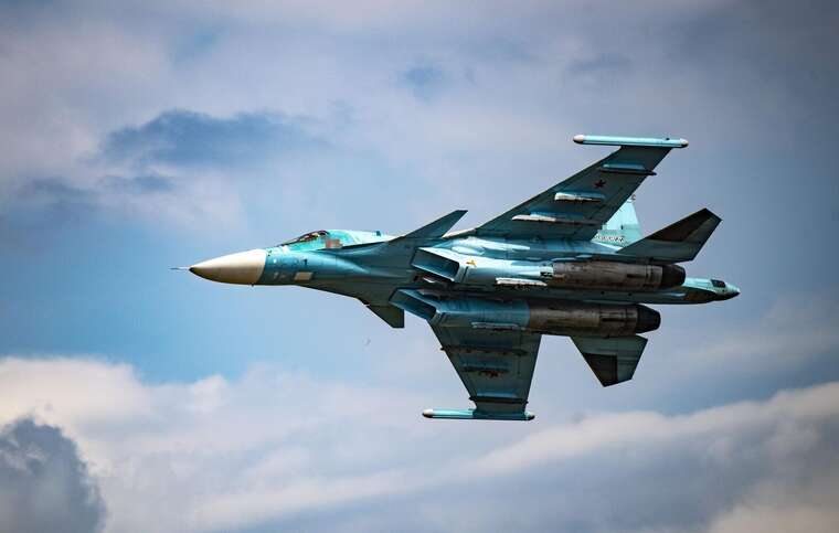 Росія сховала літаки Су-34 на авіабазу "Енгельс": береже їх від ударів ATACMS