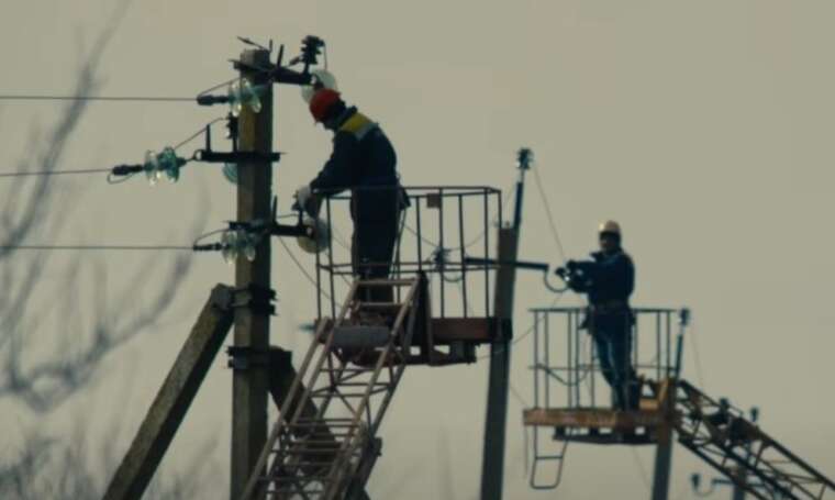 Росіяни здійснили атаку дроном на енергетиків у Дніпропетровській області