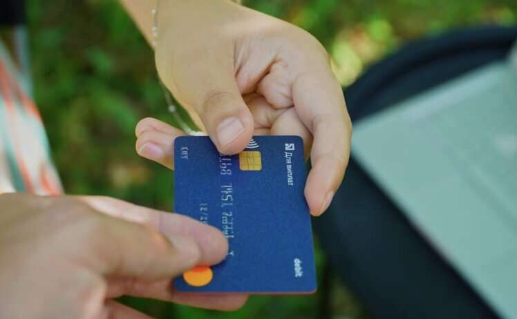 In Ukraine, banks will reduce limits on transfers