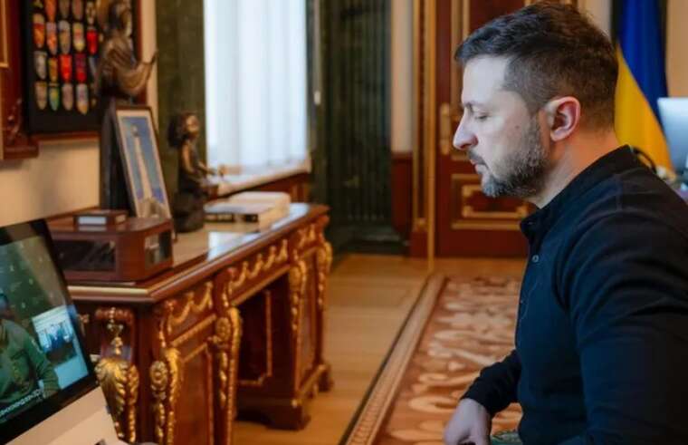 Сирський проінформував Зеленського про нові атаки на Росію та ситуацію на фронті