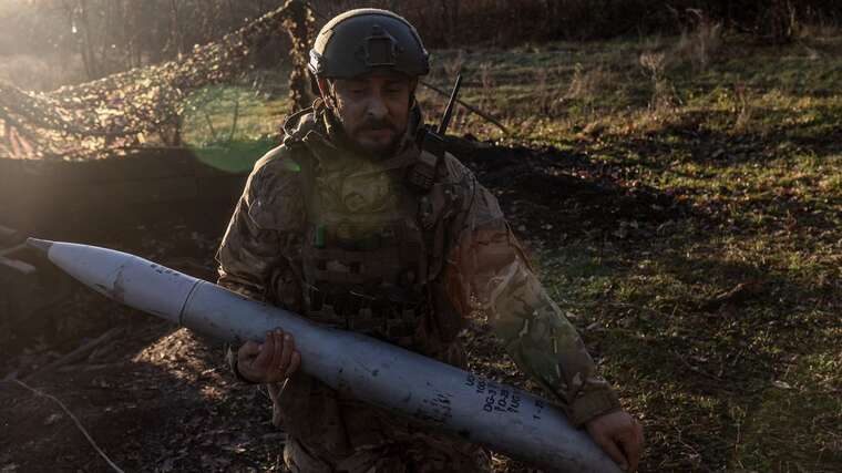 Ситуація на фронті: росіяни здійснили понад 3200 обстрілів