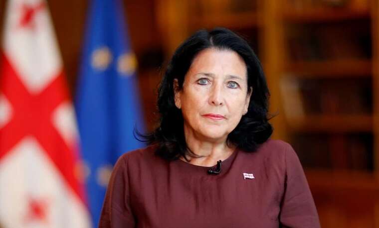 Объявление коллегией нового президента Грузии: Зурабишвили сделала первое заявление