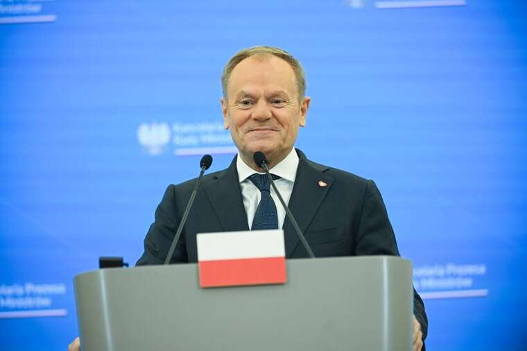 Туск закликав перестати спекулювати на українській темі: "Польща не збиралася відправляти свої війська"