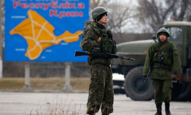 Партизаны в оккупированном Крыму нашли склад топлива захватчиков в Сакском районе