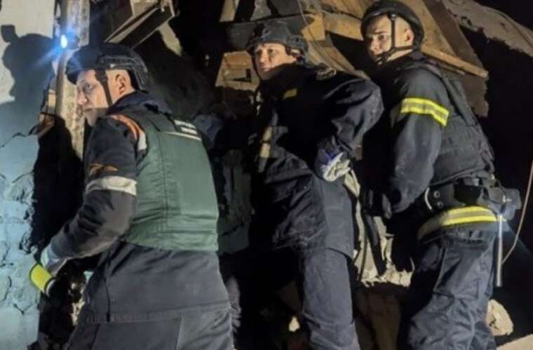 Внаслідок ракетного обстрілу Кривого Рогу двоє людей - у лікарнях