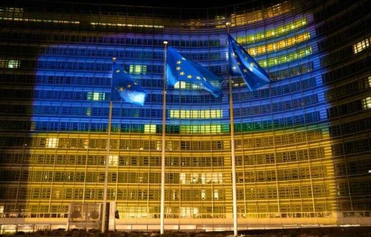      ,  "    ",  Politico