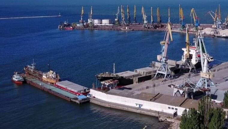 The occupiers left the port workers in Berdyansk without salaries, - CNR