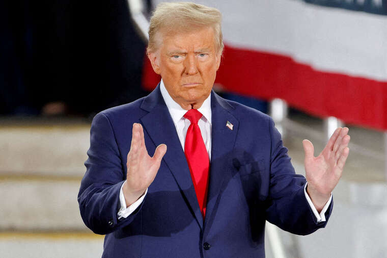 Існує лише дві статі – чоловіча та жіноча, – Трамп