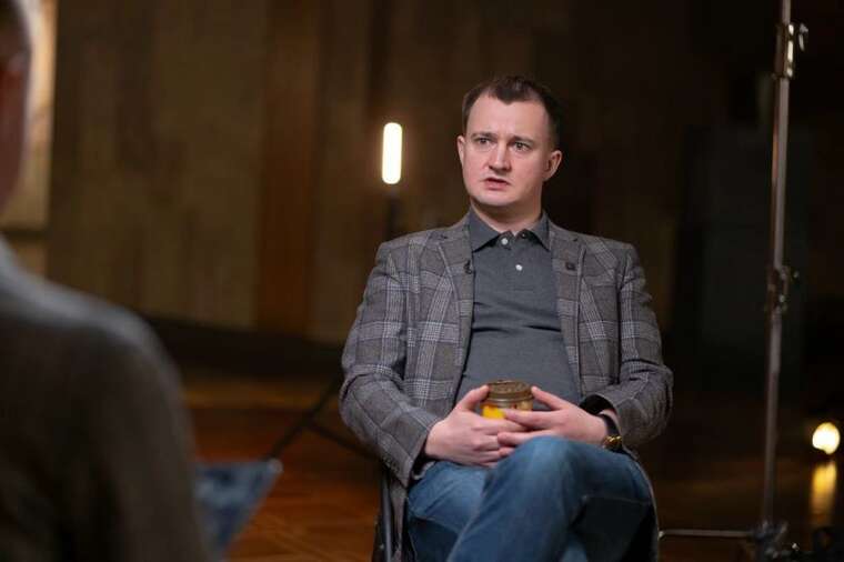 We have chaos in troop management, - Chmut