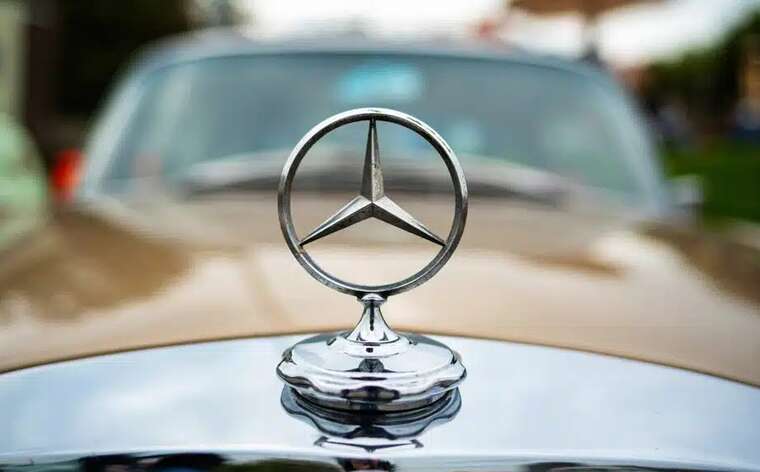 Виробник емблеми «Мерседеса» оголосив про банкрутство